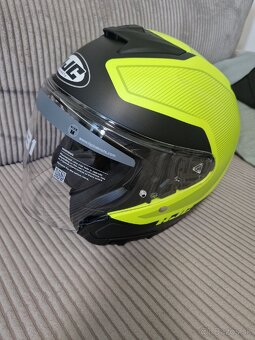 Prilba na motorku - 2