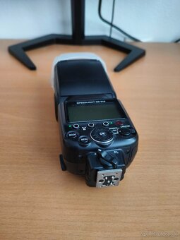 Nikon Speedlight SB-910 - 2