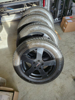 Bridgestone 205/60/R16 - 2