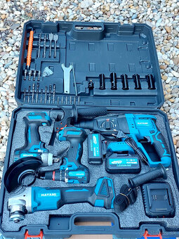 4- dielna Akumulátorová sada náradia- 2x aku a prislušenstvo - 2