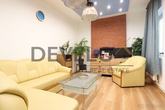 Na predaj priestranná budova v centre mesta Bratislavy - 2