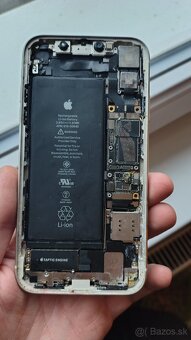 Iphone 11 na diely - 2