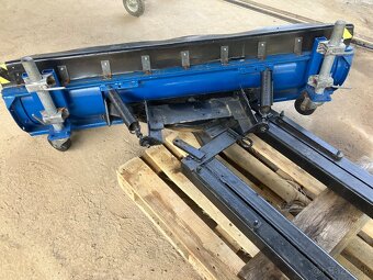 Predam snežny pluh na vzv - 2