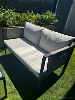 Zahradné sedenie - 2