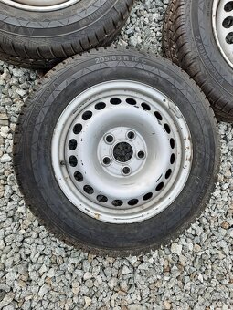 16" zimné kolesá na VW Transporter - 2