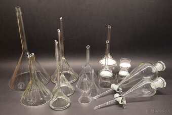 Laboratórne/chemické sklo - 2