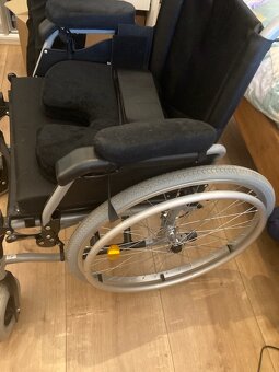 Invalidný vozík pre dospelého - 2