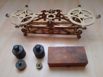 Prvorepublikové váhy - 2