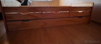 Posteľ s madracom - 2