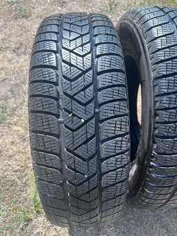 Zimne pneu 215/70R16 - 2