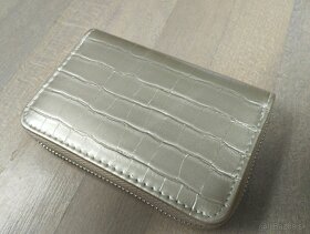 Krásna zlatá menšia peňaženka - 2