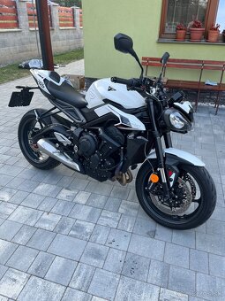 05/2023 Triumph Street Triple 765 R/RS - 2