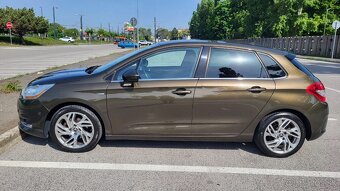 Citroën C4 1.6 VTi 115k Exclusive - 2