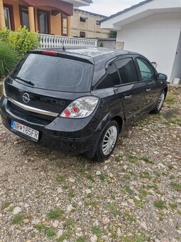 Predám Opel Astra H 1,4 16V - 2