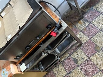 Kuchynský elektrický gril - 2