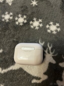Apple airpods pro - 2