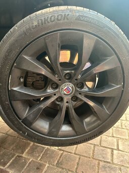 Elektrony BMW 225/45 R17 - 2