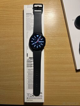 Samsung Galaxy Watch 4, 44 mm, čierne - 2