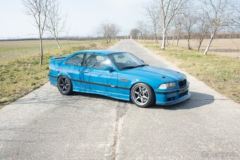 BMW M3 3.2 (E36) Japan - 2