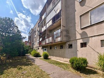 3-IZBOVÝ TEHLOVÝ BYT | VLASTNÁ GARÁŽ | TOP LOKALITA KOMÁRNO - 2