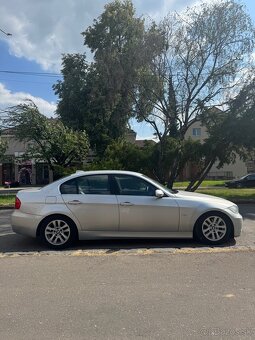 BMW E90 325i N52B25 - 2