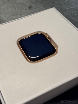 Apple Watch SE 1.gen 40mm - 2