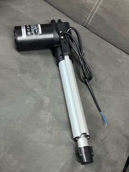 Elektricky piest 12-24volt - 2