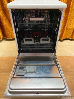 Umývačka riadu Whirlpool - 2