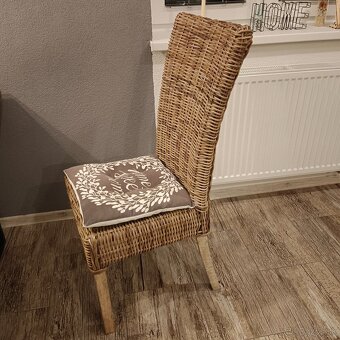 Jedálenské stoličky 6ks - 2