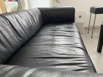 Čierny kožený gauč - 2