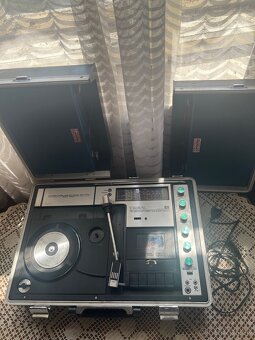 Radio magn gramo CROWN  japan rok 1978 - 2