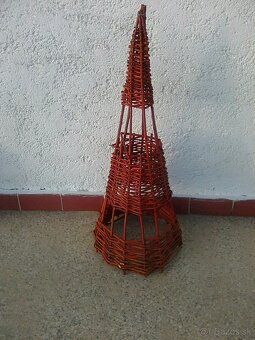 Predám ručne pletený, prútený stromček. - 2