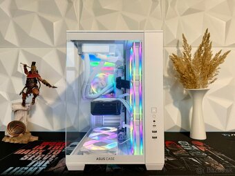 Ryzen 7 9800x3D, RTX 5080 16GB, 32GB RAM, 2TB SSD, 1200W - 2