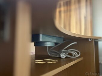 Manikersky stol + prislusenstvo - 2