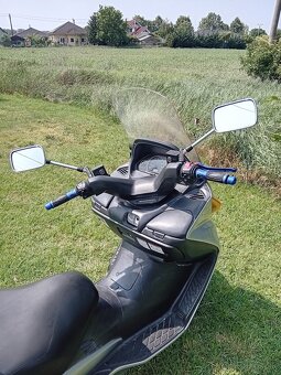 Predám Suzuki Burgman 400 - 2