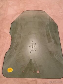 Čelné dverové sklo Bobcat - 2