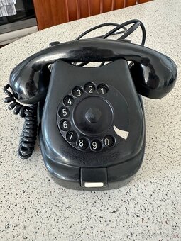 Starozitne telefony Tesla T58 - 2