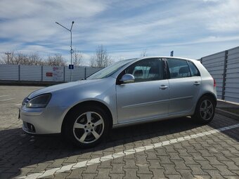 Volkswagen Golf V 1.4 fsi - 2