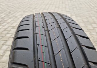 Predám 4 letné pneumatiky Bridgestone Potenza 225/55 R19 - 2