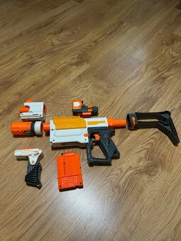 Nerf Pištoľ - 2