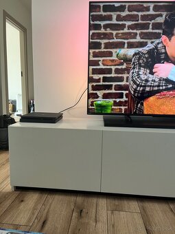 Skrinka pod TV - 2