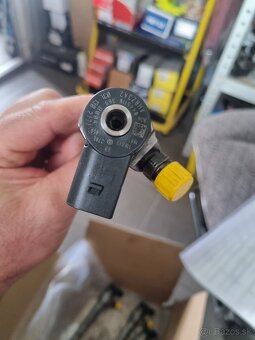 BOSCH VSTREKOVACE 2.0 CR 03L130217J - 2