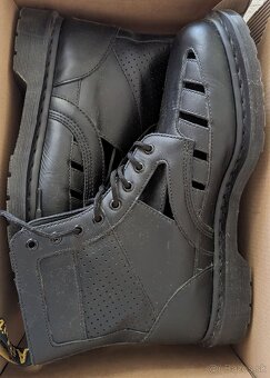 Dr. Martens Black Venice EU47 nenosené - 2