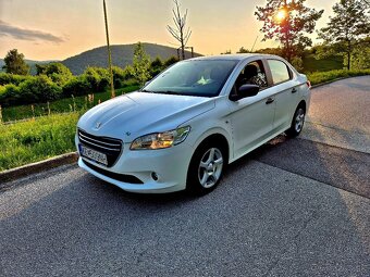 Peugeot 301 1.2vti - 2