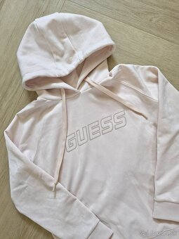 NOVE Guess mikina rozne druhy a farby XS - S - 2