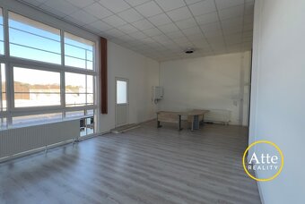 Moderná slnečná kancelária na prenájom - 2
