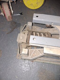 Pruzenie sedacky - 2