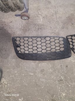 Mriezky na golf 5 gti - 2