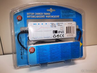 Inteligentná nabíjačka 6/12V - 2