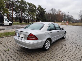 Predám Mercedes W203 C200 Cdi A/T Nová Tk-Ek  - 2